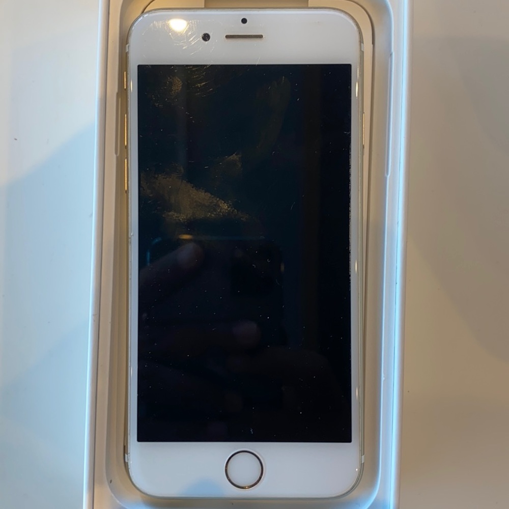 iPhone 6s Gold